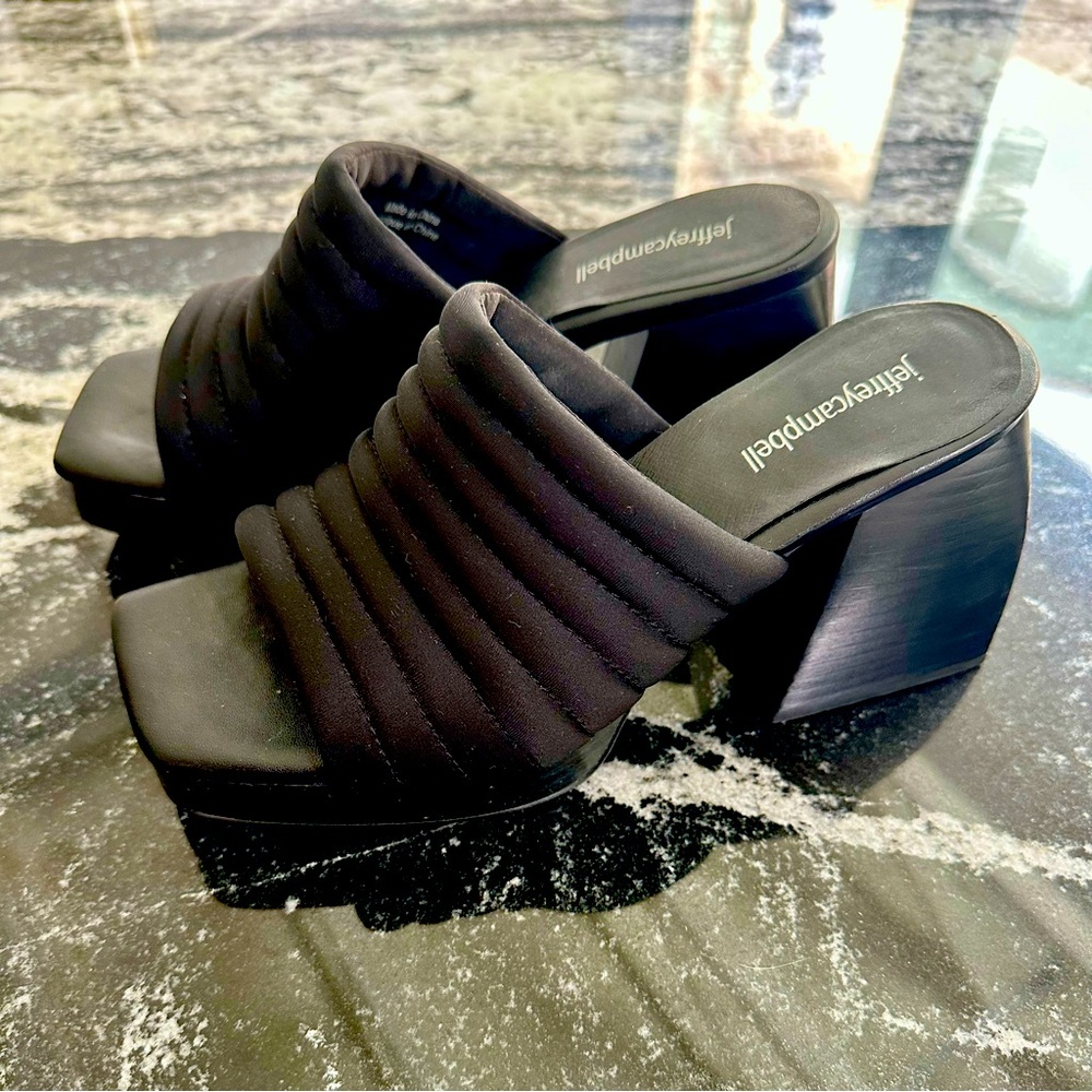 Jeffrey Campbell Black Chunky Sandals 9